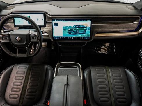 Used 2023 Rivian R1S Adventure image 27