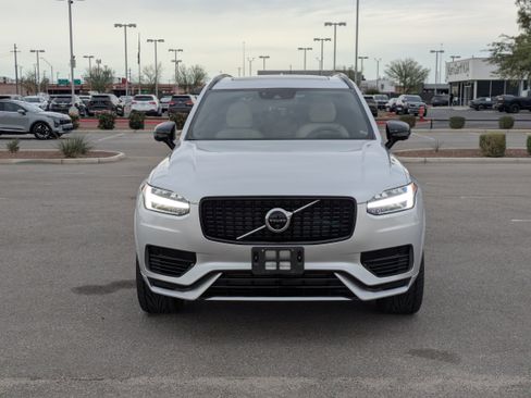 Used 2022 Volvo XC90 T8 R-Design w/ Advanced Package image 8