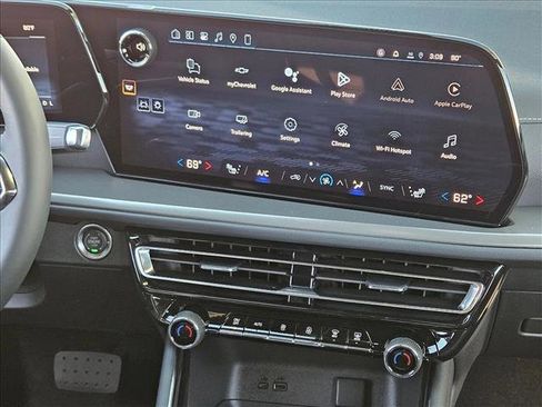 New 2026 Chevrolet Traverse LT image 12