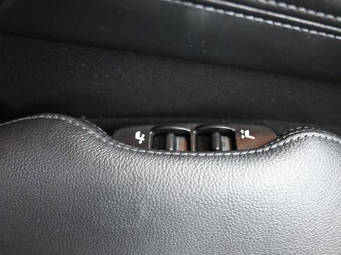 Used 2023 Nissan Z Performance w/ Floor Mat Package (L93) image 34