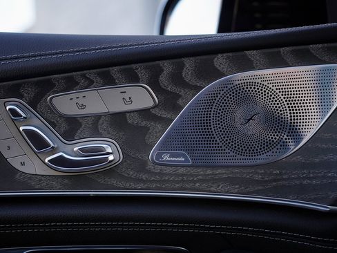 Used 2021 Mercedes-Benz AMG GT 43 w/ Driver Assistance Package image 36