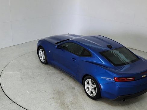 Used 2017 Chevrolet Camaro LT w/ Technology Package RWD image 14