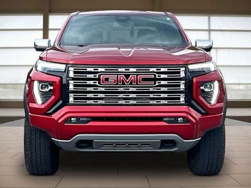 Used 2023 GMC Canyon Denali AWD/4WD image 3