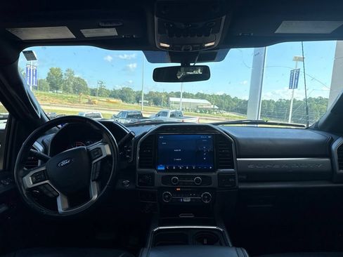 Used 2022 Ford F250 Platinum AWD/4WD image 13
