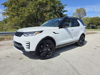 New 2026 Land Rover Discovery Dynamic SE
