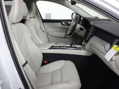 New 2025 Volvo XC60 T8 Plus w/ Protection Package Premier image 10