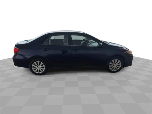 Used 2013 Toyota Corolla LE Special Edition image 9