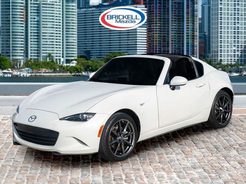 Used 2018 MAZDA MX-5 Miata RF Grand Touring image 15