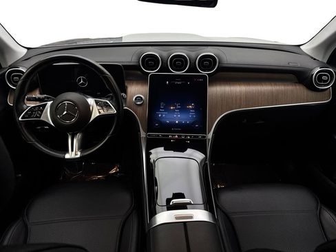 Used 2023 Mercedes-Benz GLC 300 4MATIC image 49