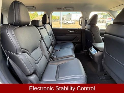 New 2026 Nissan Armada SV AWD/4WD image 15