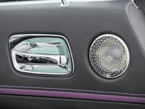 Used 2020 Rolls-Royce Wraith image 19