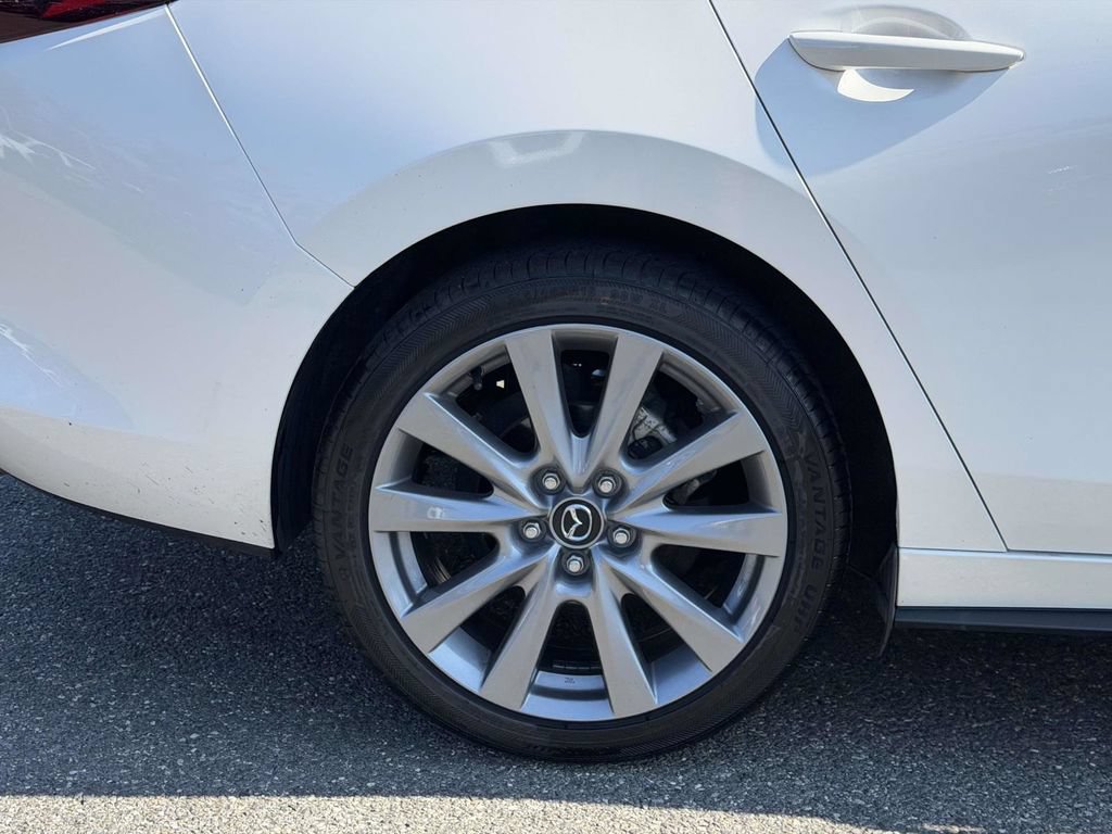Used 2024 MAZDA MAZDA3 s FWD image 10