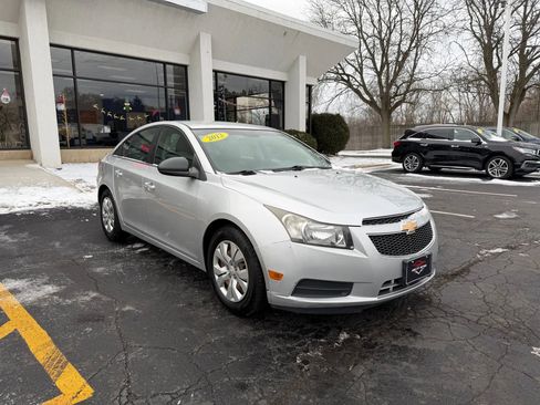 Used 2012 Chevrolet Cruze LS w/ Connectivity Package image 9