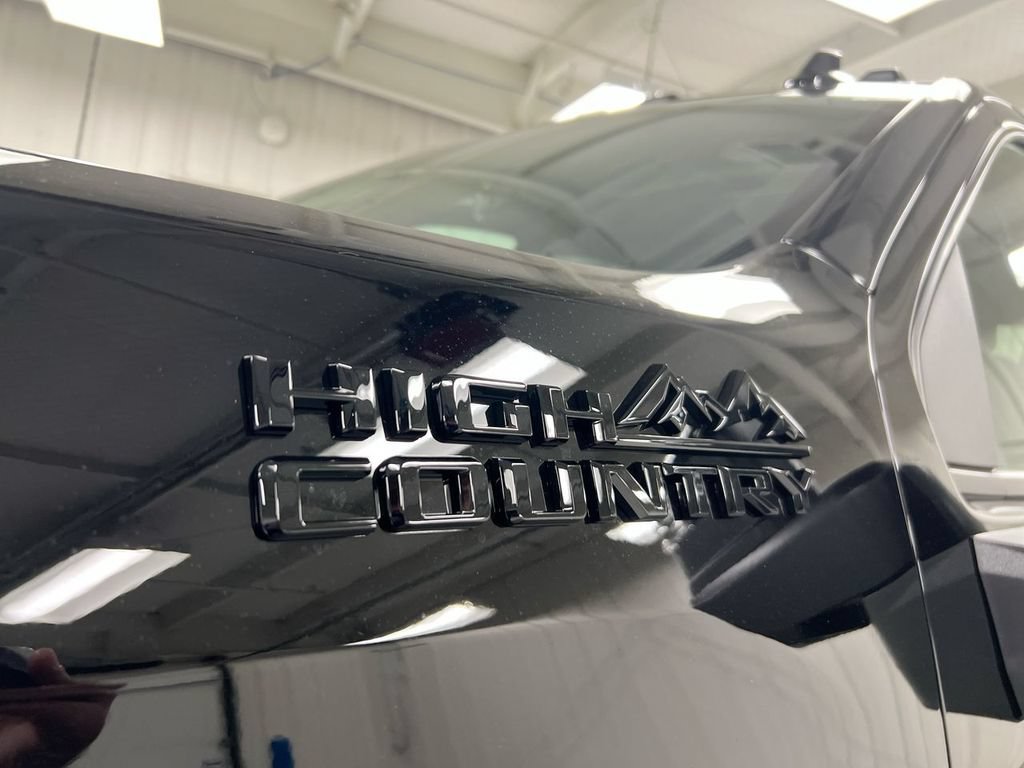 New 2026 Chevrolet Silverado 2500 High Country w/ High Country Premium Package AWD/4WD image 27