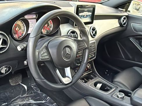 Used 2016 Mercedes-Benz CLA 250 image 14