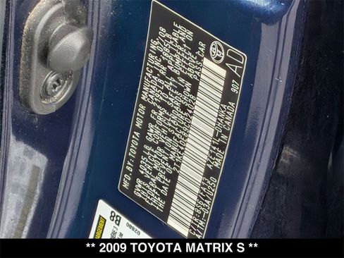 Used 2009 Toyota Matrix S image 25