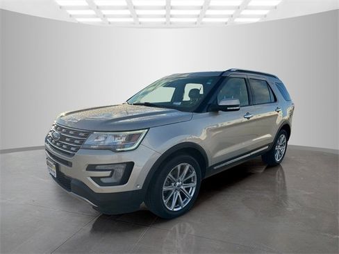 Used 2017 Ford Explorer Limited w/ Equipment Group 301A image 4