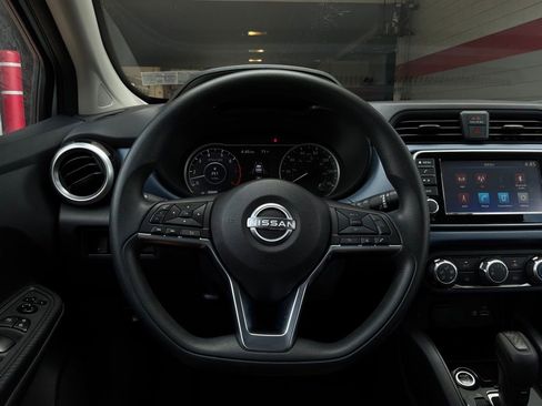 Used 2025 Nissan Versa SV FWD image 28