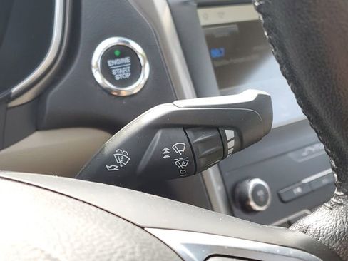 Used 2019 Ford Fusion SEL image 19