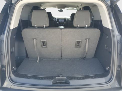 Used 2020 GMC Acadia SLE w/ Driver Convenience Package FWD image 9