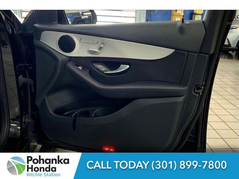 Used 2022 Mercedes-Benz GLC 300 4MATIC image 26