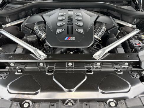 Certified 2024 BMW X7 M60i w/ Executive Package AWD/4WD image 36