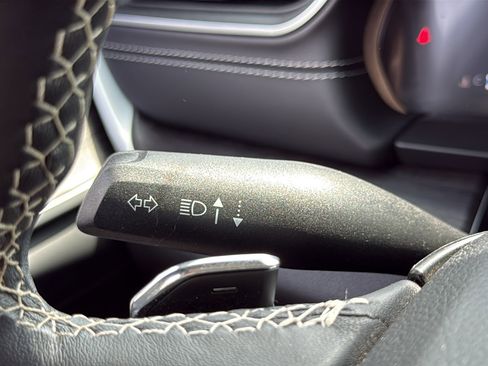 Used 2022 Jeep Grand Cherokee Limited AWD/4WD image 15