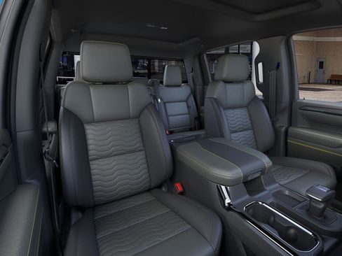 New 2026 Chevrolet Silverado 1500 ZR2 image 16