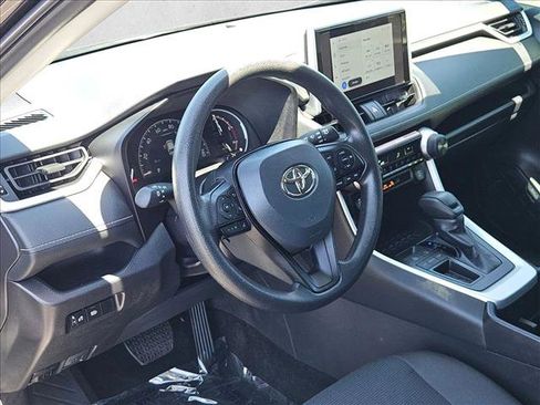 Used 2025 Toyota RAV4 LE FWD image 12