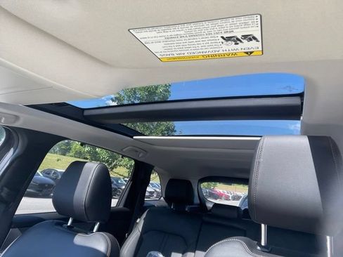 Certified 2025 MAZDA CX-70 Plug-In Hybrid w/ Premium Pkg AWD/4WD image 7