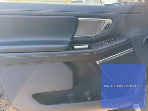 Used 2025 Ford Expedition Max Platinum image 10