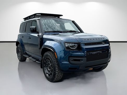 New 2026 Land Rover Defender 110 OCTA AWD/4WD image 7