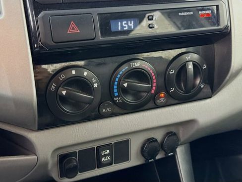 Used 2013 Toyota Tacoma PreRunner w/ TRD Sport Pkg RWD image 15
