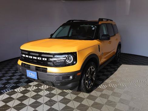 Certified 2023 Ford Bronco Sport Outer Banks w/ Tech Package AWD/4WD image 3