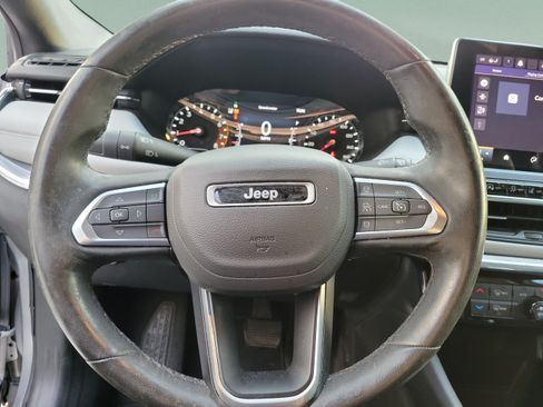 Certified 2023 Jeep Compass Limited w/ Sun and Sound Group AWD/4WD image 15