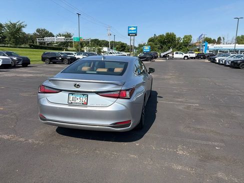 Certified 2024 Lexus ES 250 w/ Premium Package AWD/4WD image 30
