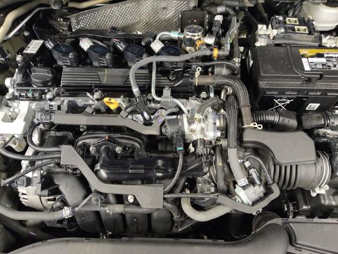 Used 2025 Toyota Corolla LE FWD image 30
