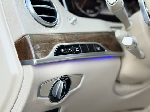 Used 2015 Mercedes-Benz S 550 Sedan image 16