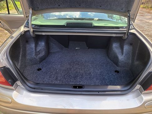 Used 2003 Buick Le Sabre Custom w/ Comfort & Style Package image 20