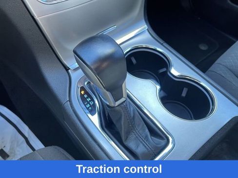 Used 2021 Jeep Grand Cherokee Laredo image 16