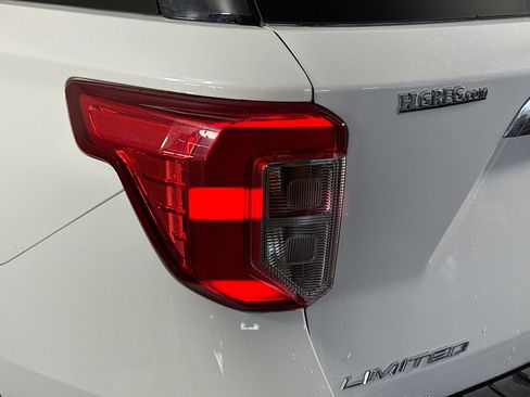 Used 2020 Ford Explorer Limited RWD image 36