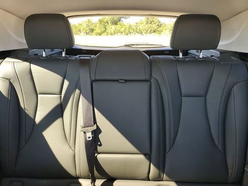 Used 2025 Buick Envision Preferred image 13