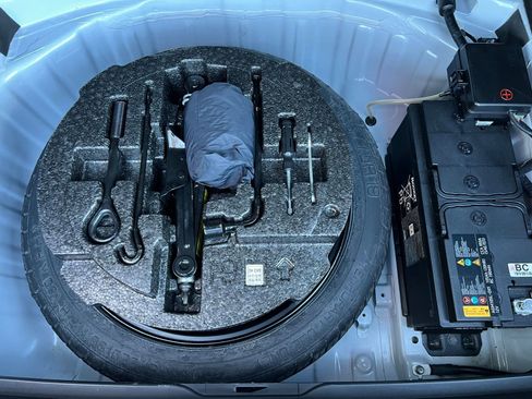 Used 2020 Genesis G80 3.3T Sport image 25