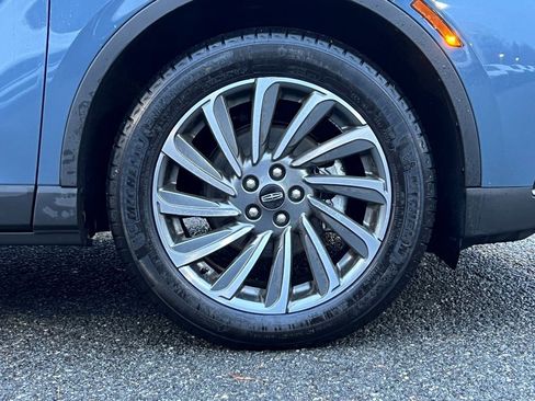 Certified 2024 Lincoln Corsair Reserve w/ Equipment Group 201A image 8