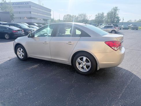 Used 2012 Chevrolet Cruze LT image 3