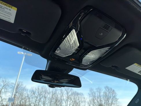 Used 2022 BMW X5 xDrive40i w/ Premium Package image 14