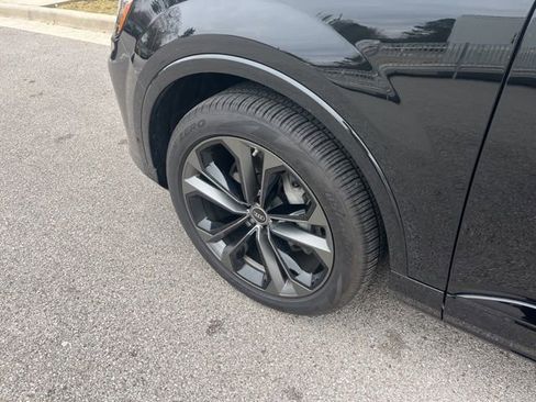 Used 2025 Audi Q7 3.0T Premium Plus w/ Premium Plus Package image 9