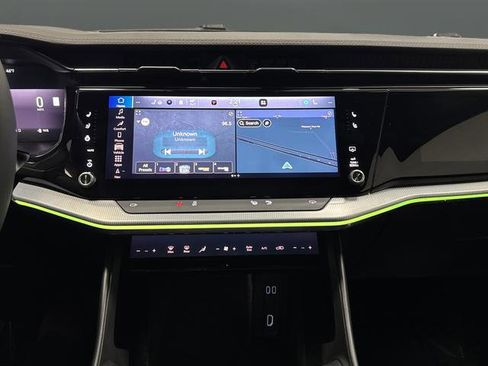 Used 2025 Jeep Wagoneer S Launch Edition image 9