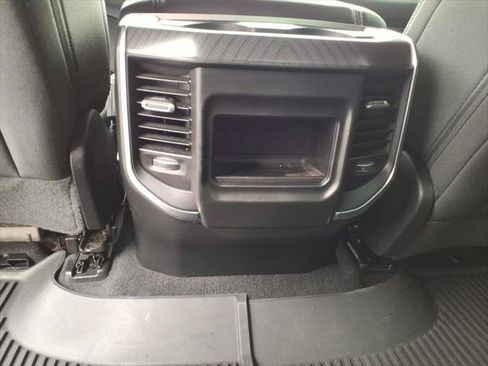 Used 2025 RAM 1500 Big Horn AWD/4WD image 9