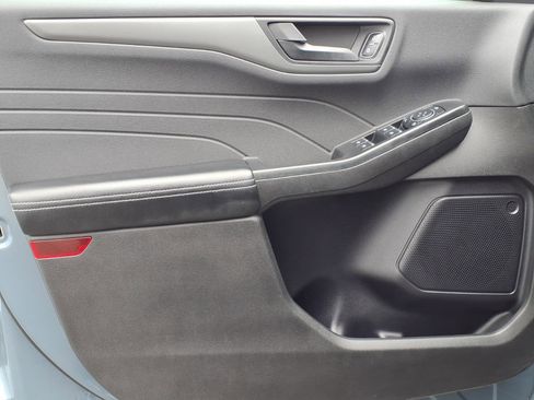 Certified 2023 Ford Escape Active w/ Cold Weather Package FWD image 13